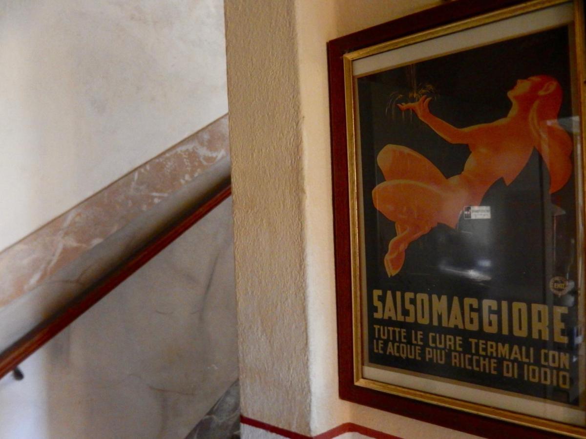Hotel Giglio サルソマッジョーレ・テルメ エクステリア 写真